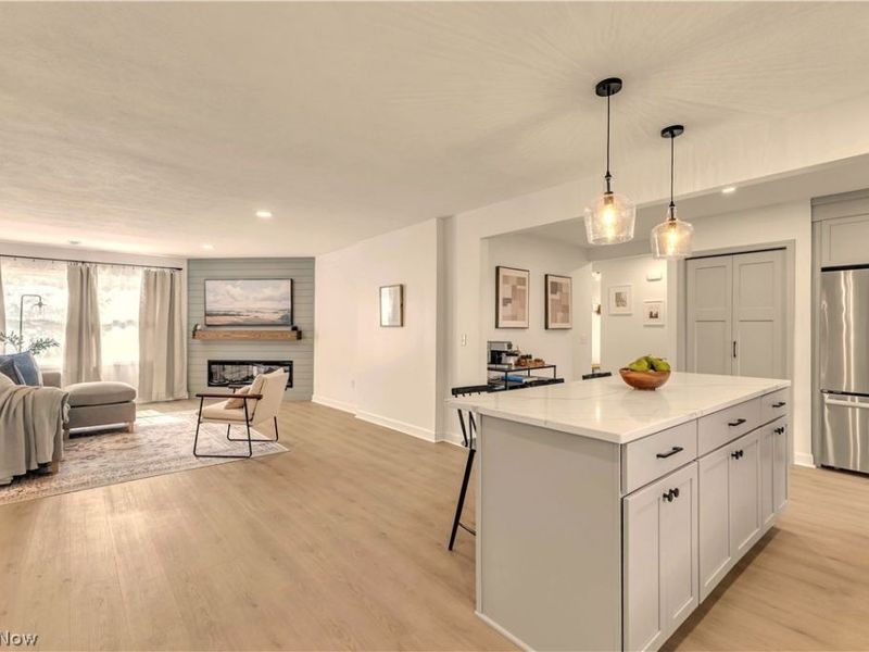 26927 E Oviatt Road, Bay Village, OH 44140 Photo 9