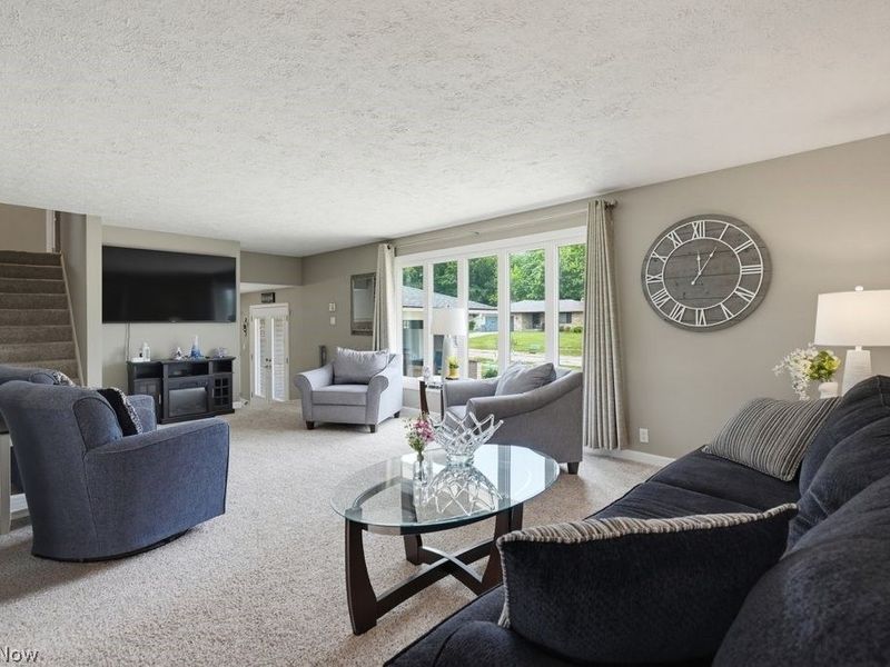 7171 Lakeview Drive, Parma, OH 44129 Photo 14