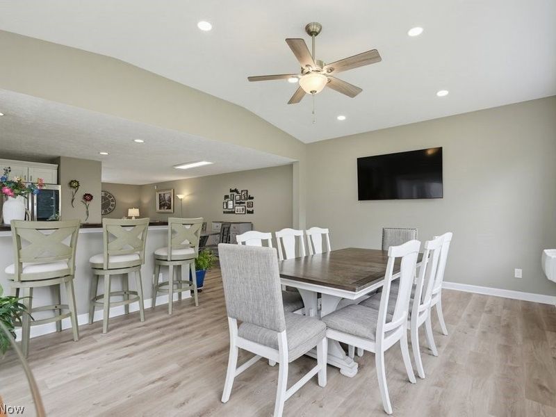 7171 Lakeview Drive, Parma, OH 44129 Photo 22