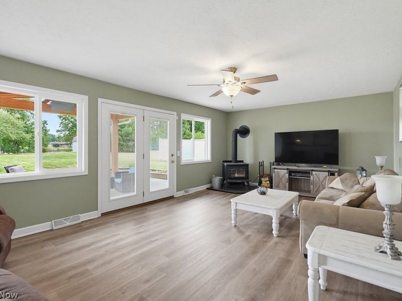 7171 Lakeview Drive, Parma, OH 44129 Photo 27