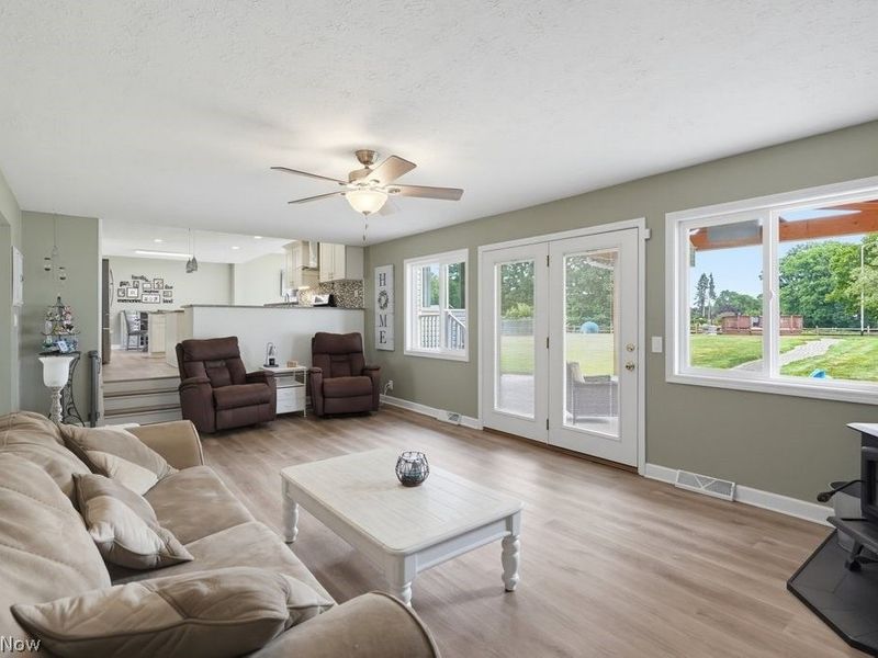 7171 Lakeview Drive, Parma, OH 44129 Photo 28
