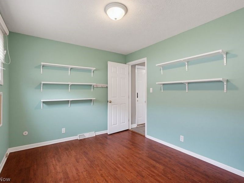 7171 Lakeview Drive, Parma, OH 44129 Photo 34