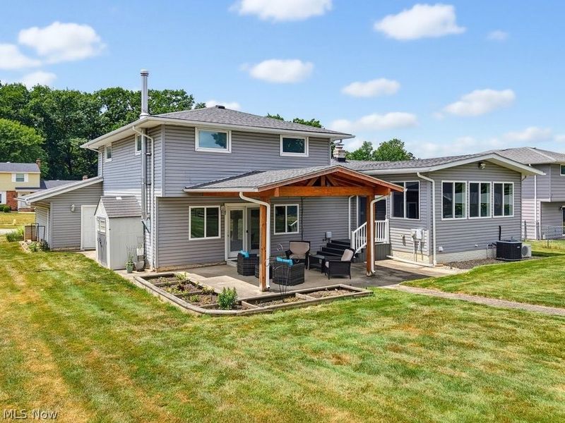 7171 Lakeview Drive, Parma, OH 44129 Photo 4