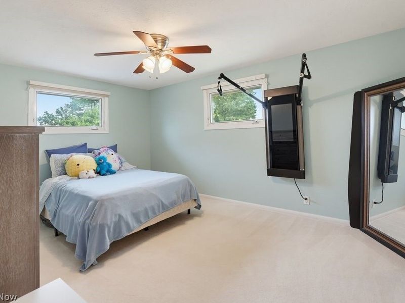 7171 Lakeview Drive, Parma, OH 44129 Photo 41