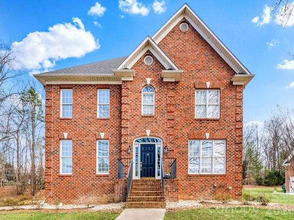 1869 Curraghmore Road, Clemmons, NC 27012