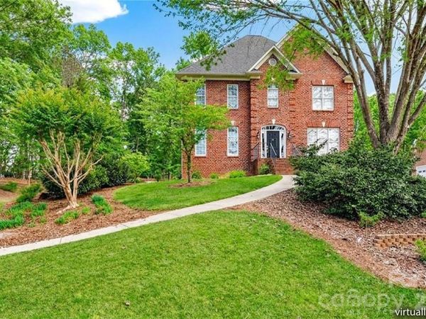 1869 Curraghmore Road, Clemmons, NC 27012