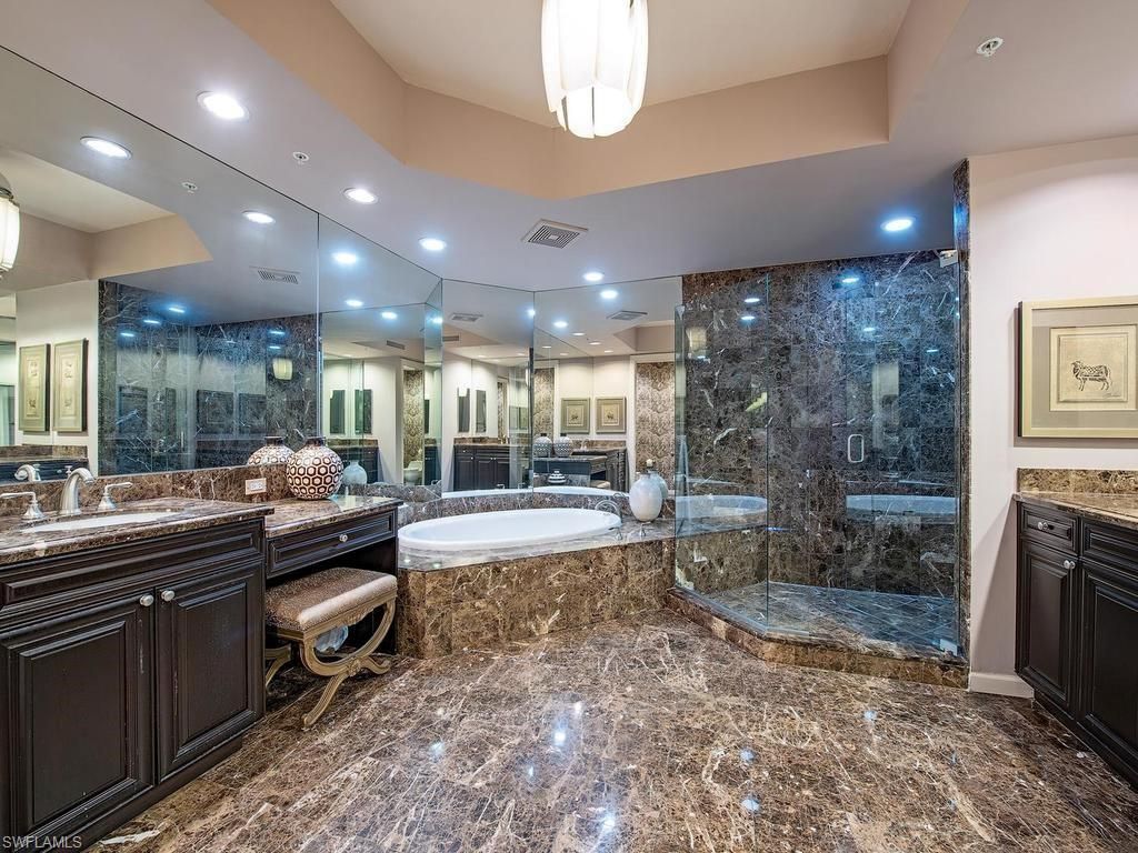 8787 Bay Colony Dr , Unit 302, Naples, FL 34108 Photo