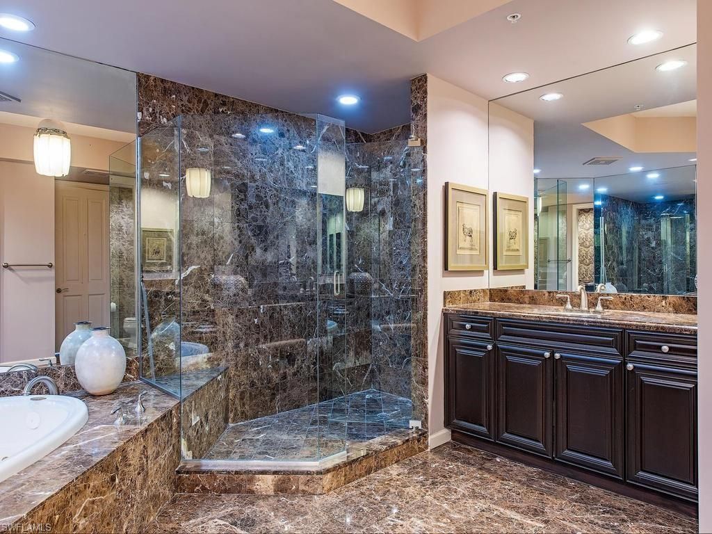 8787 Bay Colony Dr , Unit 302, Naples, FL 34108 Photo
