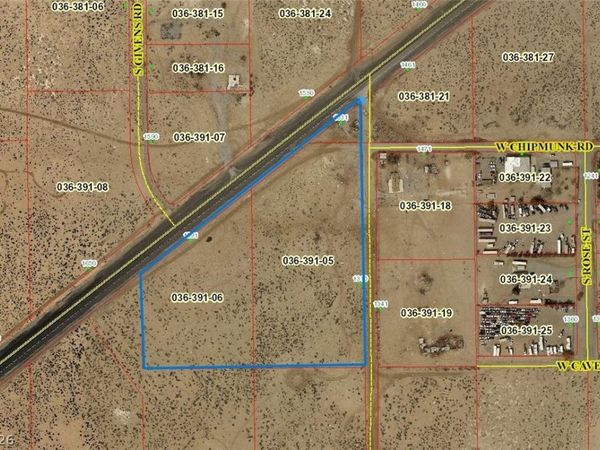 1531 W Nevada Highway 372 , Pahrump, NV 89048