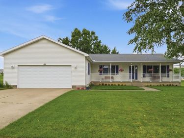 792 King Ridge Dr, Ashland, OH 44805