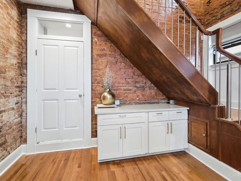 154 E McMicken Avenue, Cincinnati, OH 45202 Photo 13