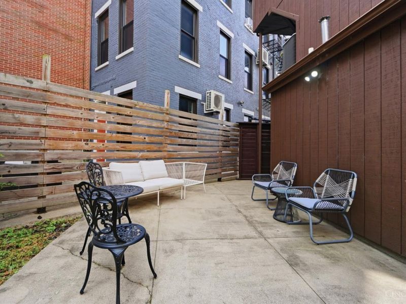 154 E McMicken Avenue, Cincinnati, OH 45202 Photo 52