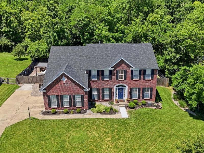427 Brookhurst Drive, Monroe, OH 45050 Photo 2