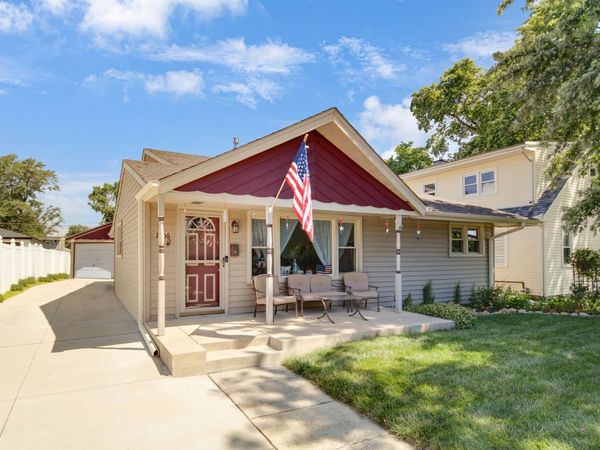7306 W 115th Street , Worth, IL 60482