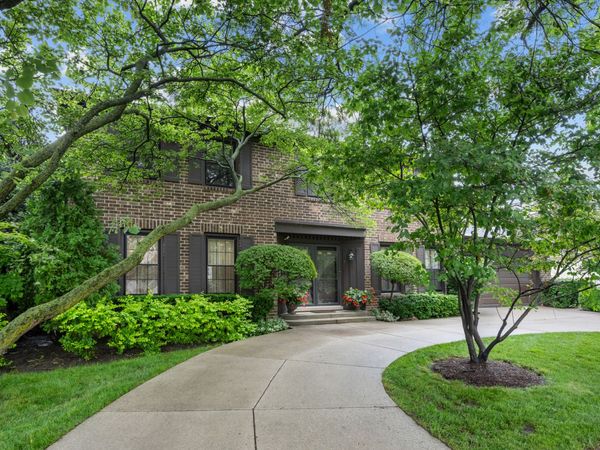 40 Fairview Avenue , Deerfield, IL 60015