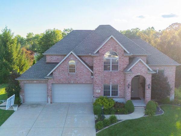 1617 GRANDLAKE Court, Pekin, IL 61554