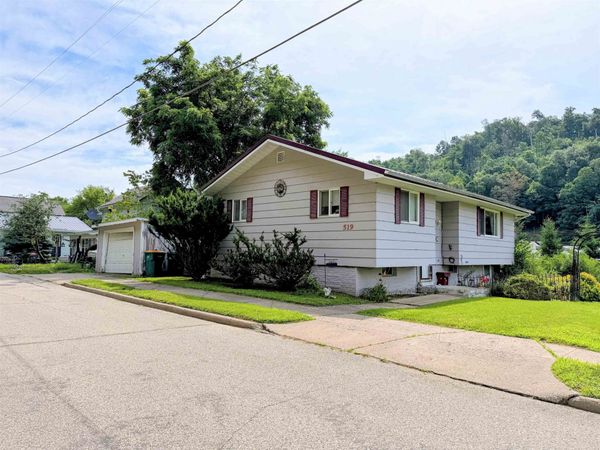 519 Ann Street, McGregor, IA 52157