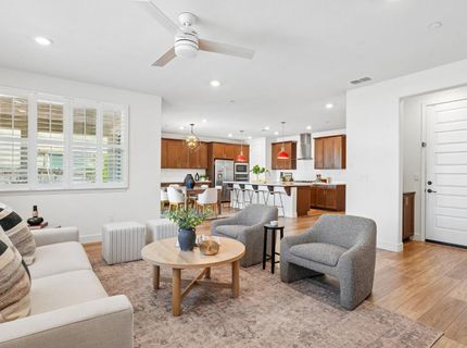 4981 Gold Rush Dr, Folsom, CA 95630 Photo