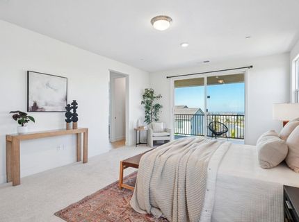 4981 Gold Rush Dr, Folsom, CA 95630 Photo