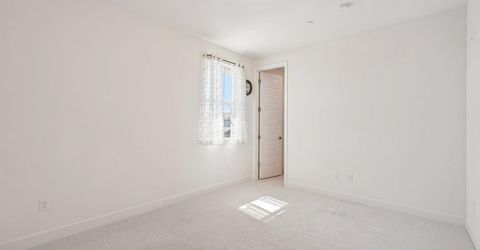 4981 Gold Rush Dr, Folsom, CA 95630 Photo