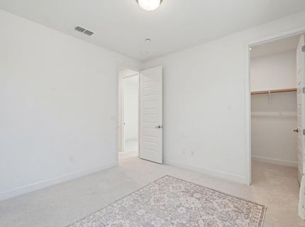4981 Gold Rush Dr, Folsom, CA 95630 Photo