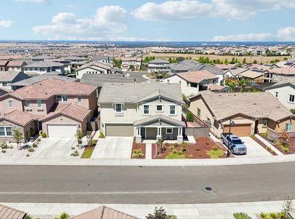 4981 Gold Rush Dr, Folsom, CA 95630 Photo