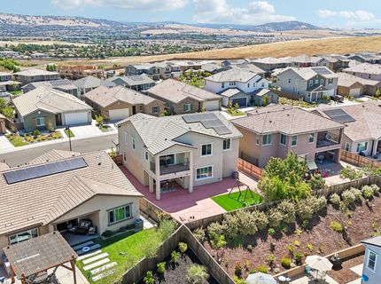 4981 Gold Rush Dr, Folsom, CA 95630 Photo