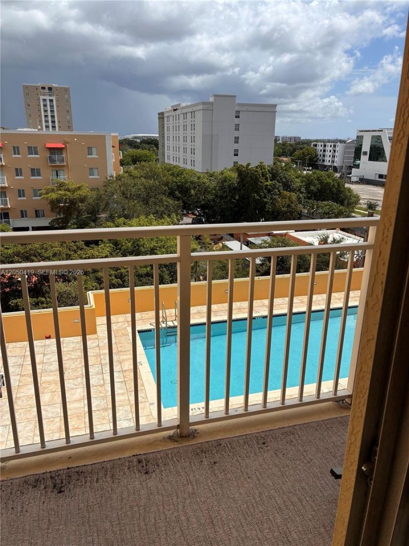 215 SW 42nd Ave , Unit 603, Miami, FL 33134 Photo