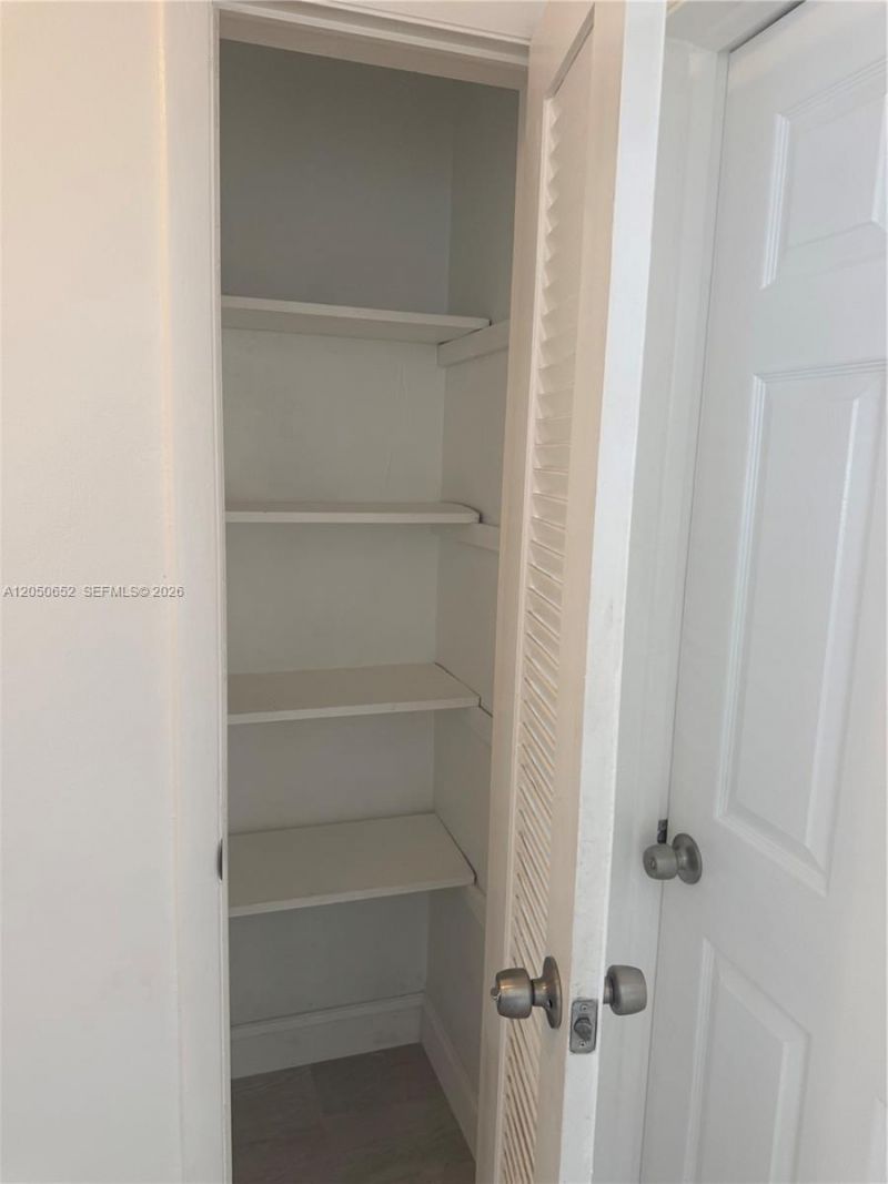 2100 N 52nd Ave, Hollywood, FL 33021 Photo