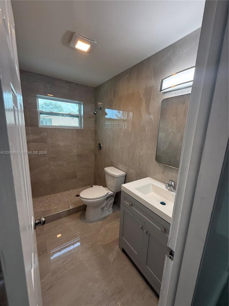 2100 N 52nd Ave, Hollywood, FL 33021 Photo