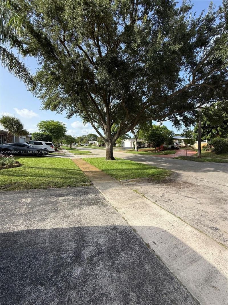 2100 N 52nd Ave, Hollywood, FL 33021 Photo