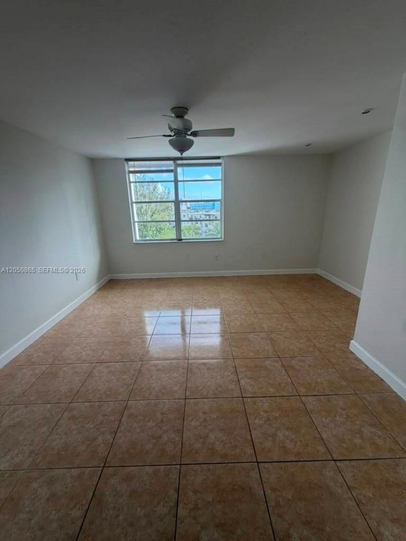 17800 Atlantic Blvd , Unit PH15, Sunny Isles Beach, FL 33160 Photo