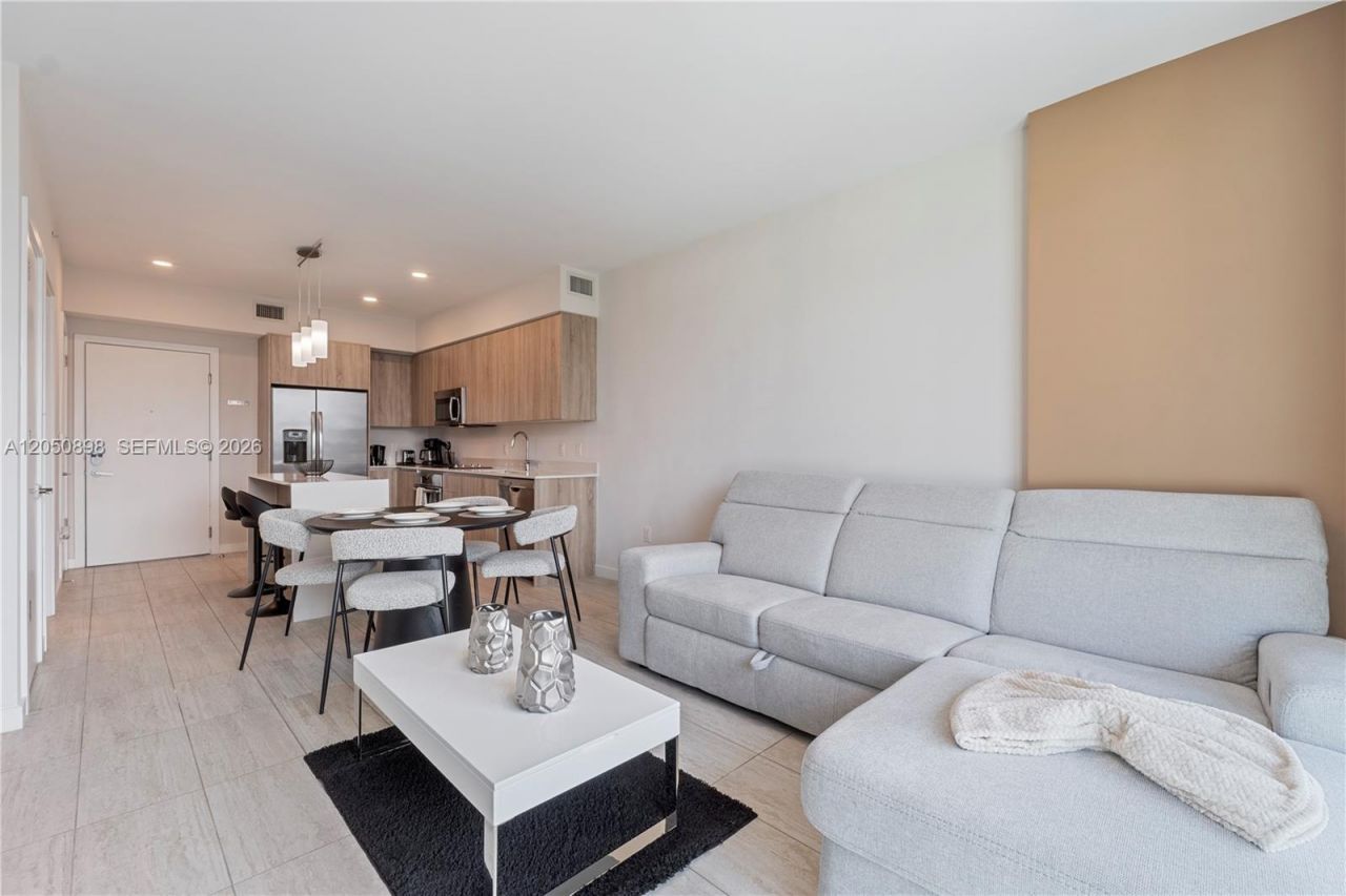 3900 Biscayne Blvd , Unit S-708, Miami, FL 33137 Photo