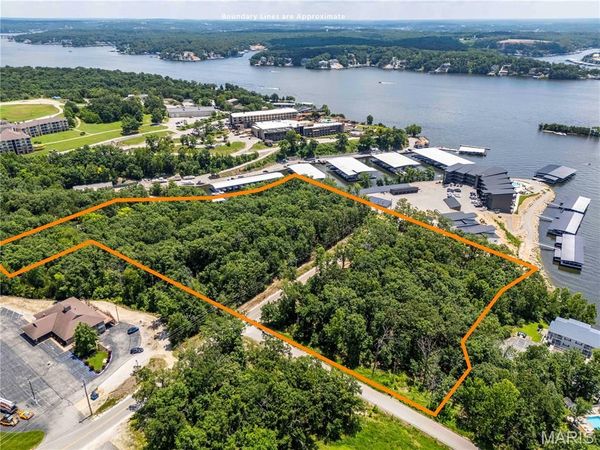 00 Vintage, Lake Ozark, MO 65049