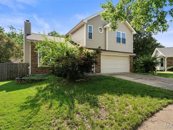 1554 Morning Sun Drive, Ballwin, MO 63021