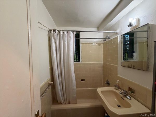1551 Unionport Road , Unit 4C, Bronx, NY 10462