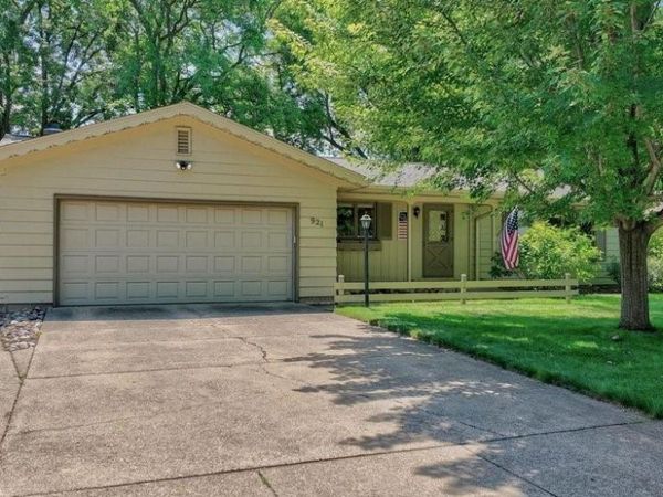 921 E Tyler Avenue, Eau Claire, WI 54701
