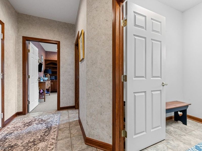 8574 Ashmede Court Circle NW, Massillon, OH 44646 Photo 19