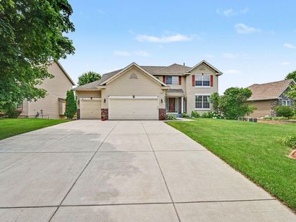 2466 Lone Eagle Trail Woodbury, MN 55129