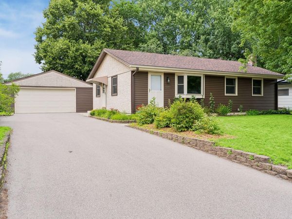 1849 Barry Drive, Newport, MN 55055