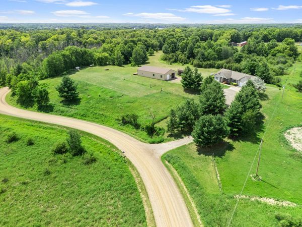 2490 Deer Drive, Stanchfield, MN 55080