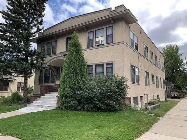 2500 Como Avenue SE, Minneapolis, MN 55414