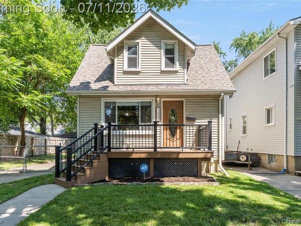 1421 Camden Street, Ferndale, MI 48220