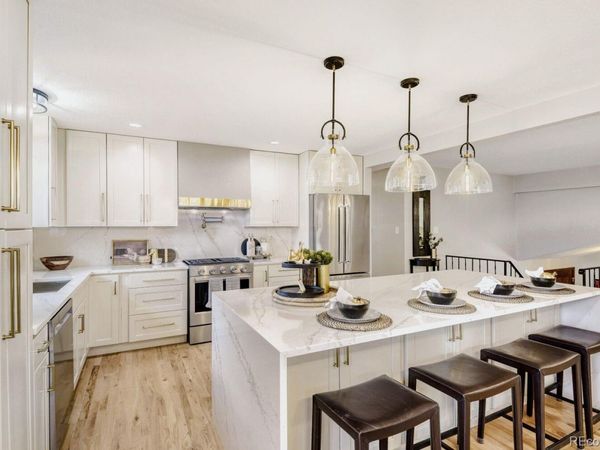 3111 S Holly Place, Denver, CO 80222