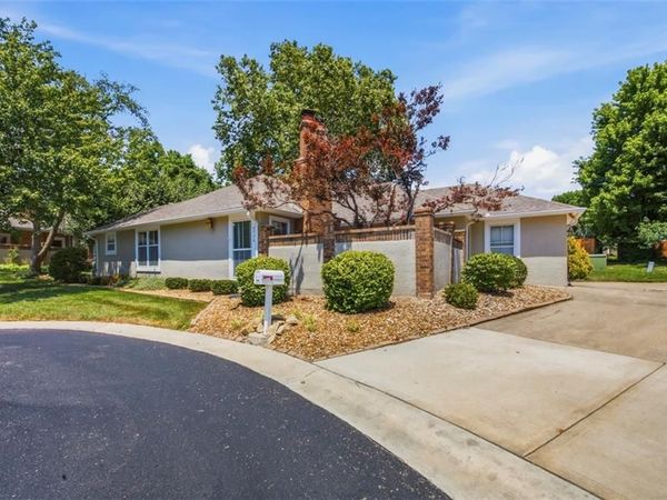 9726 Reeder Street, Overland Park, KS 66214