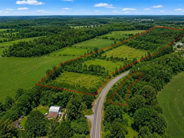 Tonawanda Creek Road , Lockport, NY 14094