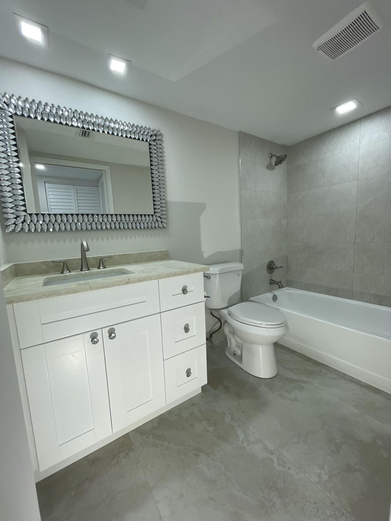 7321 Amberly Lane, Unit 302, Delray Beach, FL 33446 Photo