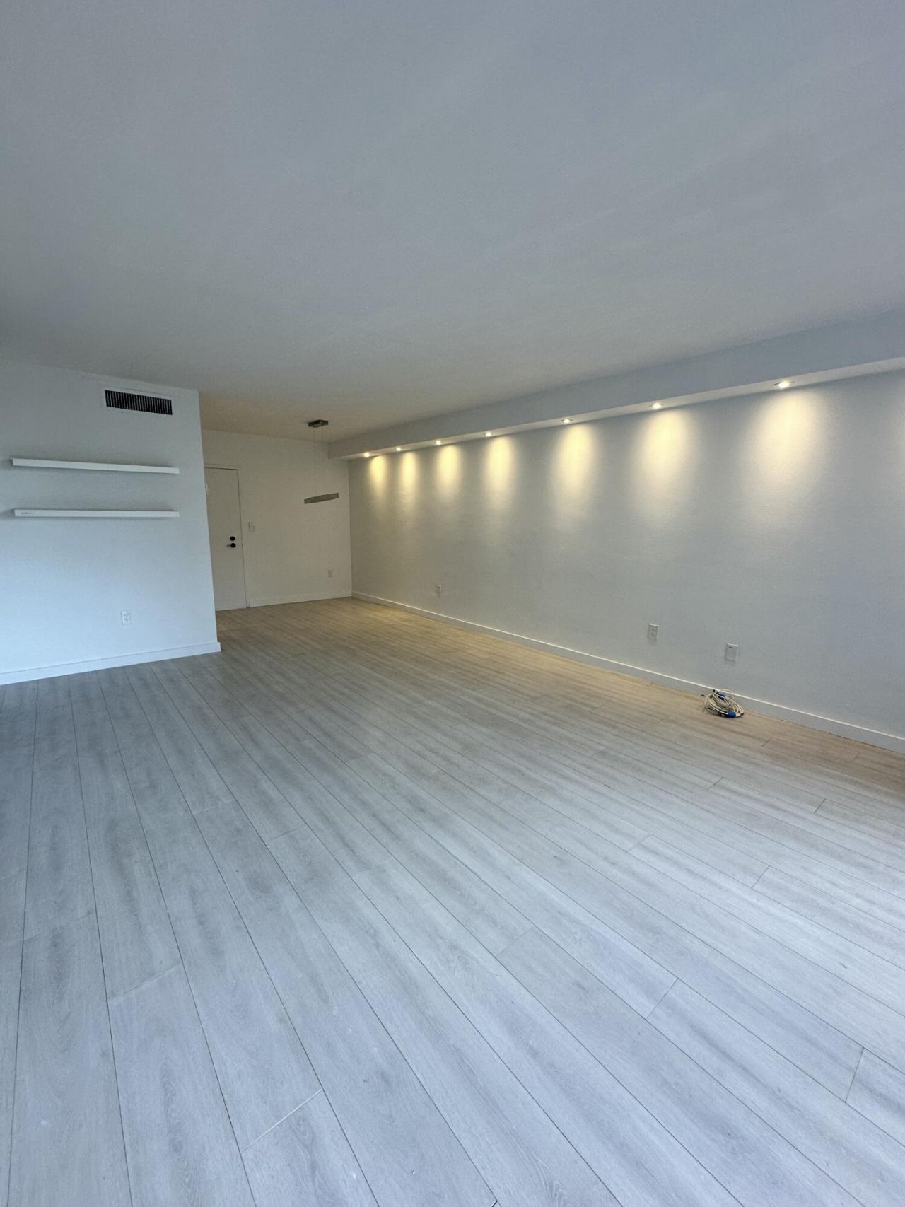 800 West Avenue, Unit 637, Miami Beach, FL 33139 Photo