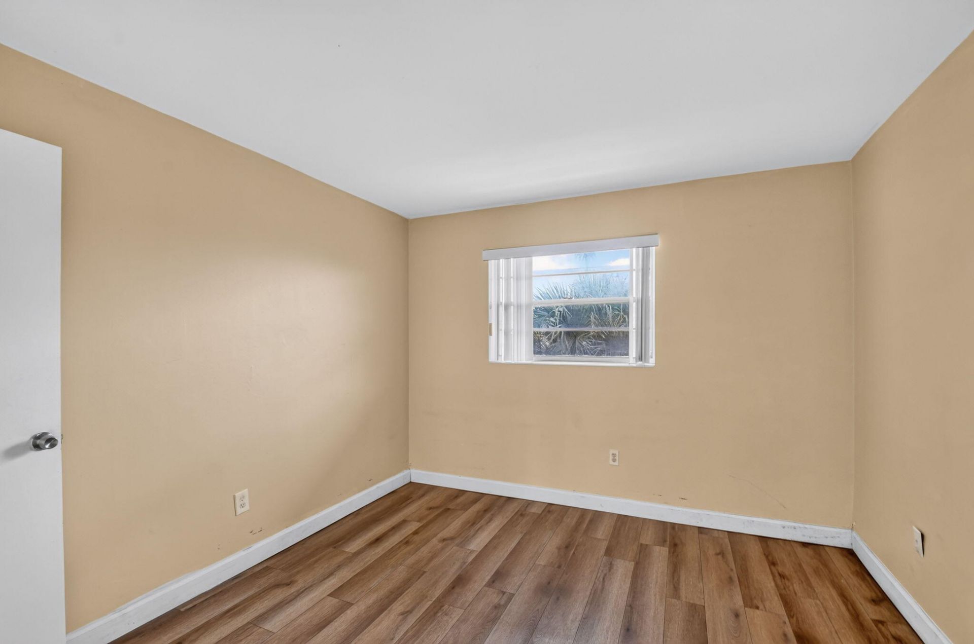 1505 Crescent Circle, Unit B24, Lake Park, FL 33403 Photo