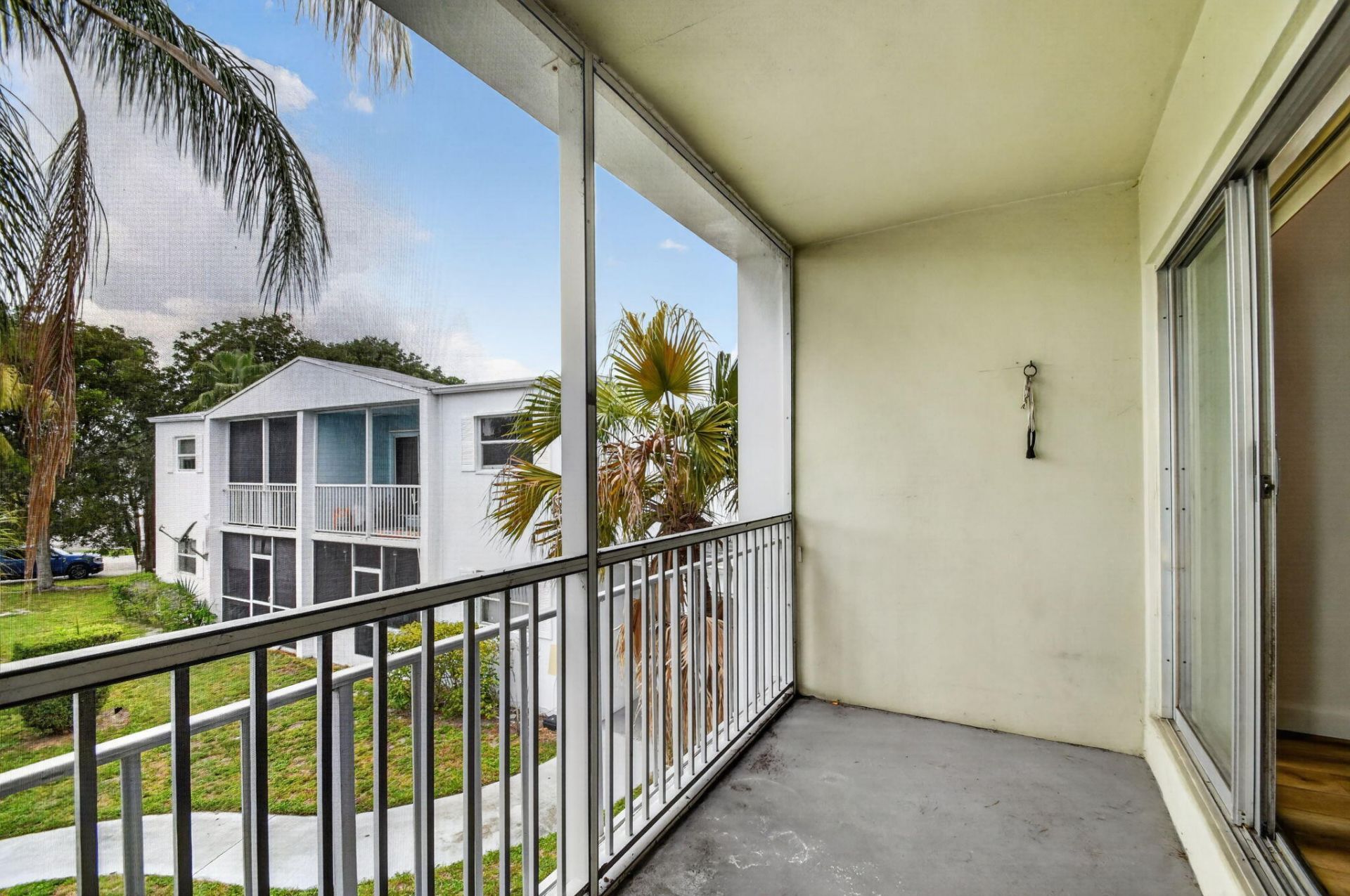 1505 Crescent Circle, Unit B24, Lake Park, FL 33403 Photo
